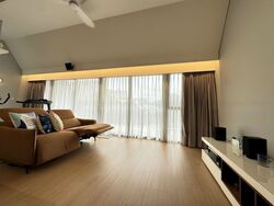 Serangoon Avenue 1 (D19), Terrace #485434291
